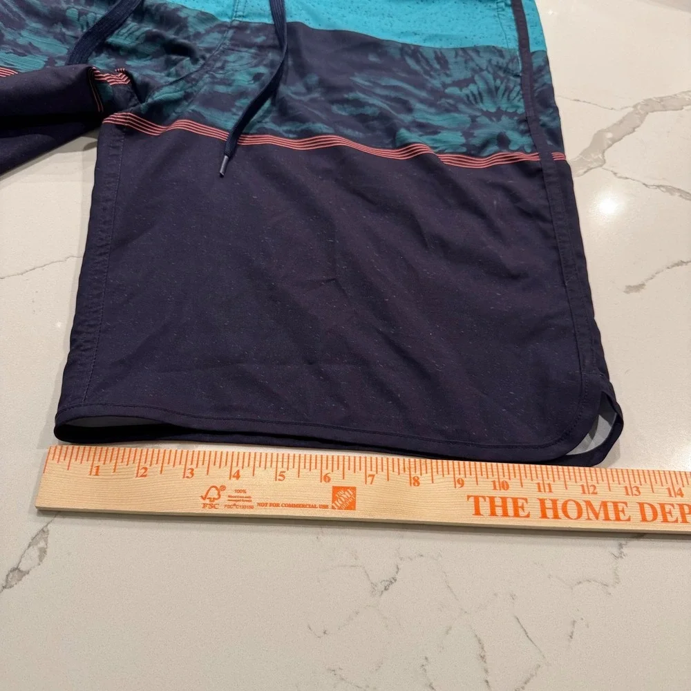 Men's Navy & Teal Patterned Swim Trunks